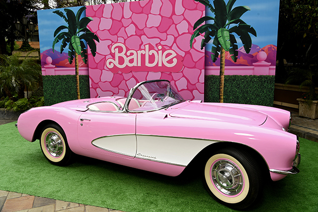 1956 Chevrolet Corvette in Barbie